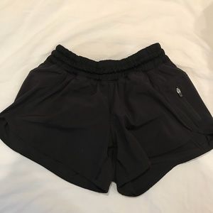 Women’s Lululemon shorts